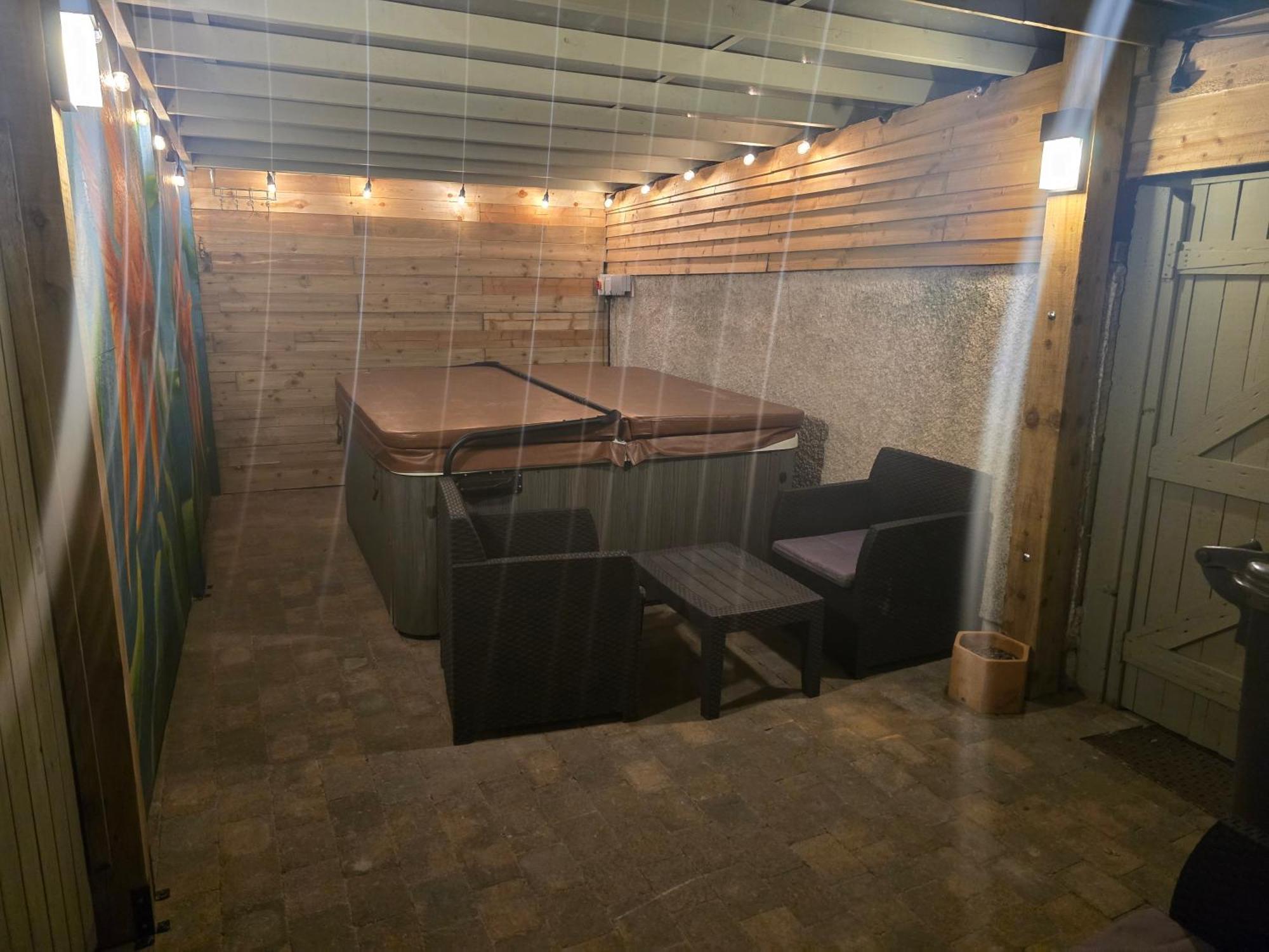Eden Rose Cottage Hot-Tub Jacuzzi Morecambe-Bay Exterior foto